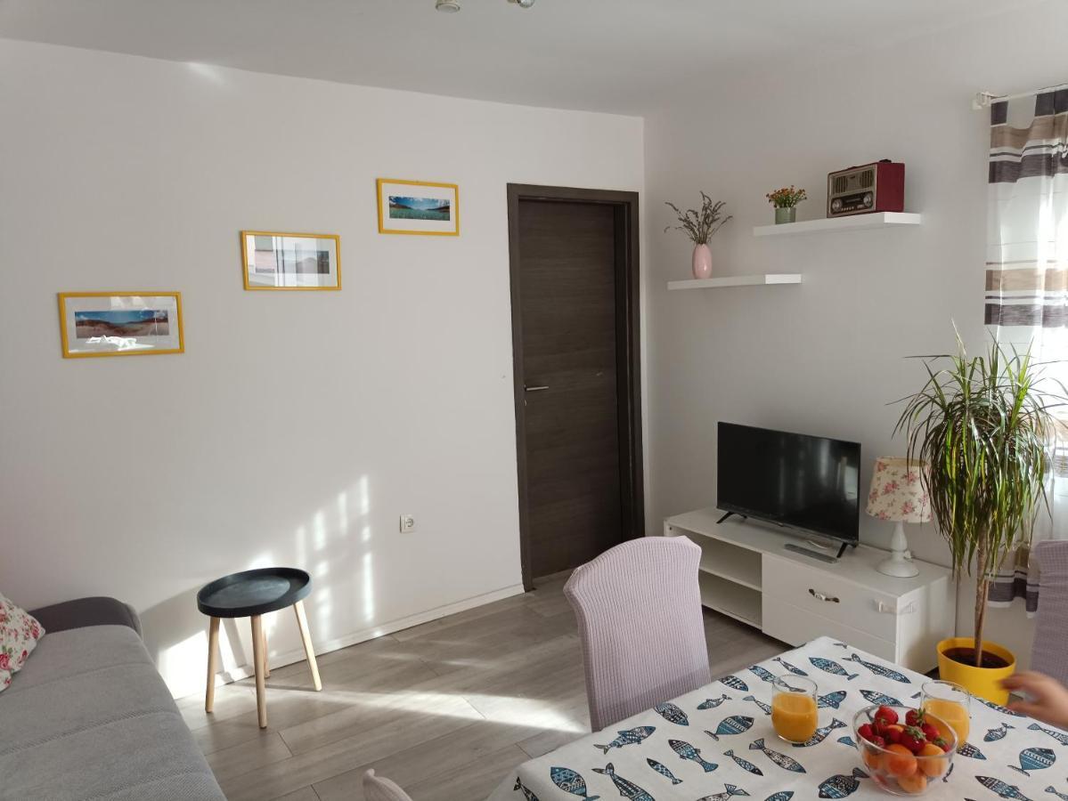 شقة Apartman Mala Cici زادار المظهر الخارجي الصورة