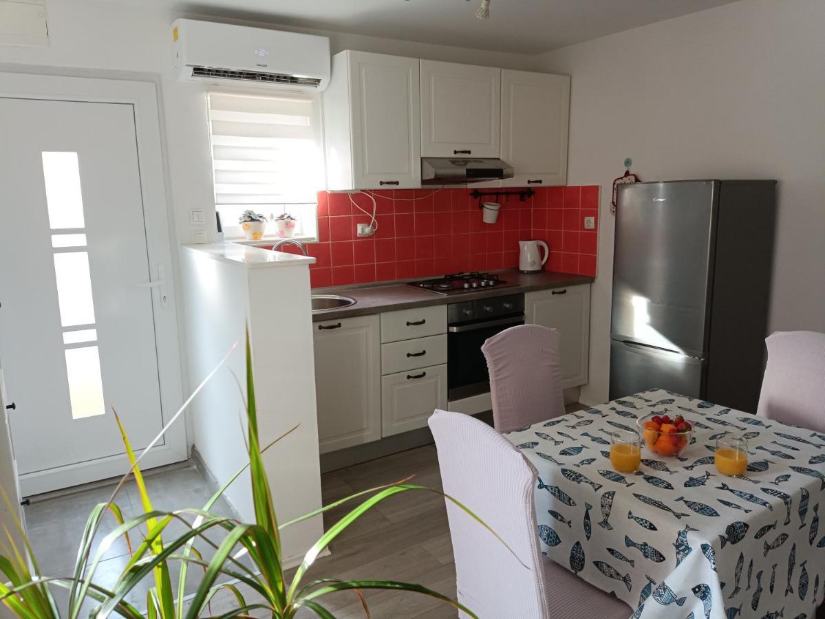 شقة Apartman Mala Cici زادار المظهر الخارجي الصورة
